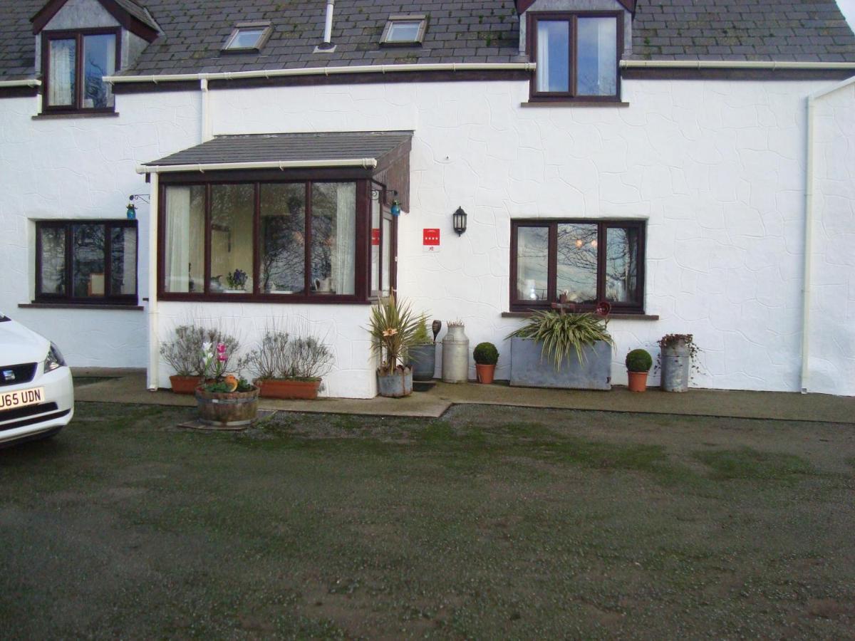 The Farmhouse Lochmeyler Llandeloy Exterior foto